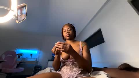 blastt4meee online show from January 14, 8:00 am