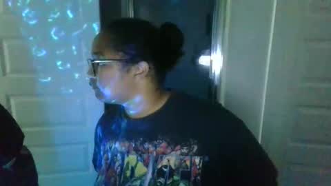 BLESSICA  EDDIE LOVE online show from April 6, 6:31 pm