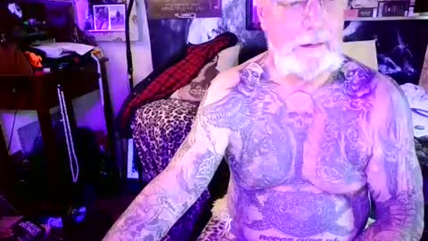 blindsurfer780299 online show from June 25, 4:56 pm