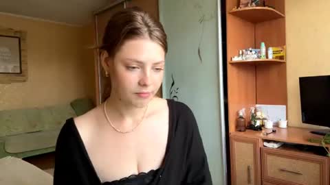 Stella online show from June 30, 10:25 am