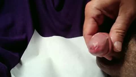 blomman72 online show from April 1, 5:10 pm