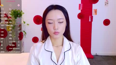 YoYo online show from March 2, 4:39 am