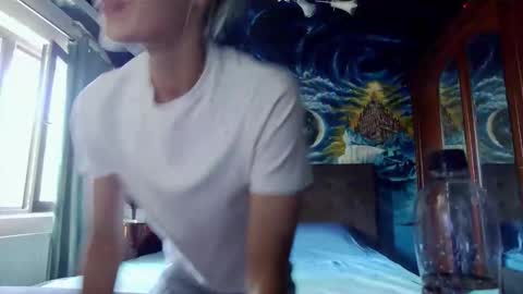 blonde4pasion online show from September 23, 11:15 am