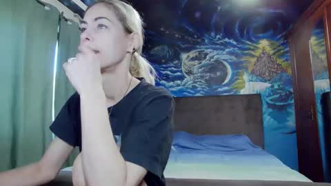 blonde4pasion online show from September 27, 4:54 am