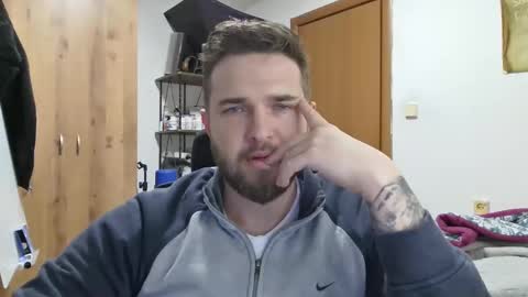 blondieil online show from January 10, 11:54 pm