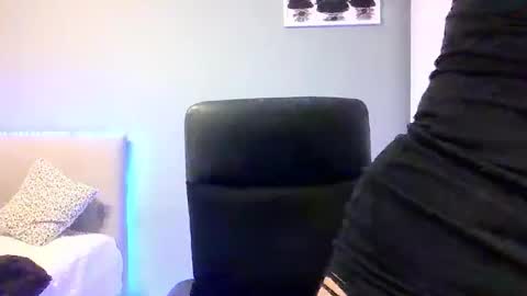 BlondLeyla online show from November 4, 6:09 pm