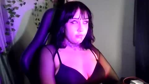 blue katt online show from January 6, 1:31 am