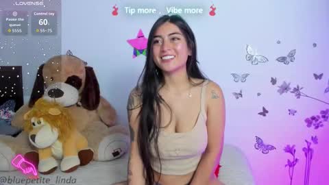 Linda  online show from November 19, 5:12 pm