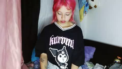 blue_skyuwu online show from June 11, 5:05 am