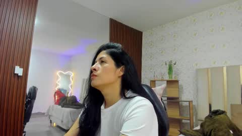 Snapshot of blue_tay1 chatting on September 21, 11:36 am blue_tay1 online show from September 21, 11:36 am