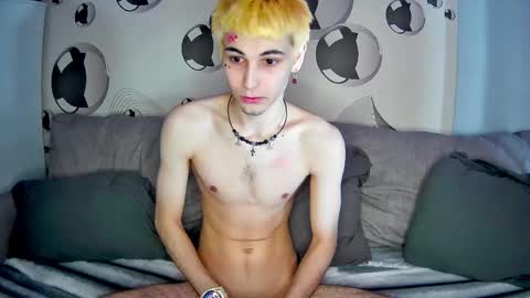 SONNYVAN online show from March 4, 8:11 am