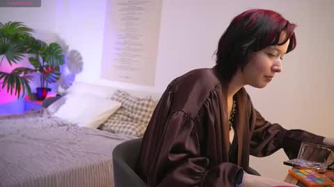 bluebeell online show from February 6, 5:44 am