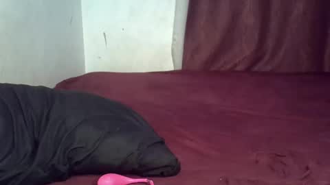Snapshot of bluecandy_ chatting on September 29, 11:04 pm bluecandy_ online show from September 29, 11:04 pm
