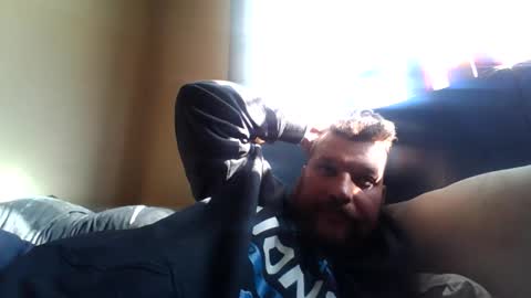 Snapshot of bluedemoneyes1986 chatting on February 25, 4:04 pm bluedemoneyes1986 online show from February 25, 4:04 pm