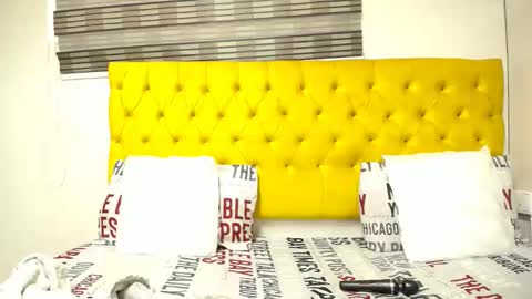 Snapshot of bluedi622952 chatting on February 17, 5:14 am Tee online show from February 17, 5:14 am