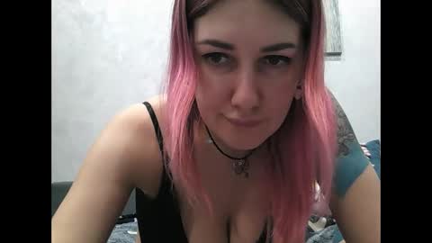 Snapshot of bluexowl chatting on February 28, 7:46 pm BlueXOwl online show from February 28, 7:46 pm