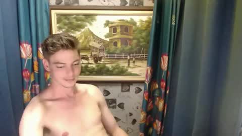 blueeyedboyisasia online show from March 14, 7:34 am