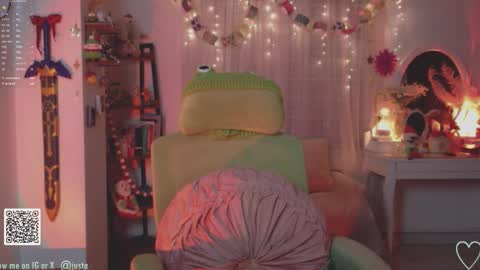   Im Nym  Justa nymph on twitter and IG online show from December 14, 3:24 am