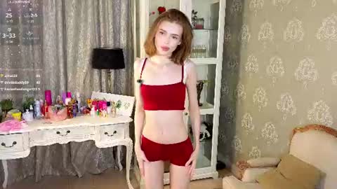 Mary online show from June 27, 4:57 pm