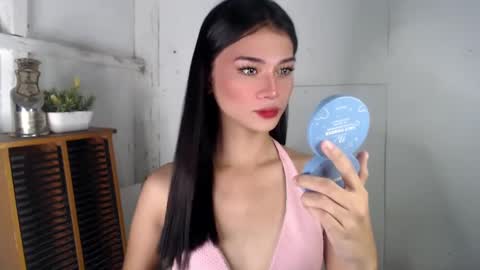 Snapshot of blythexx69 chatting on December 2, 9:19 am Blythe online show from December 2, 9:19 am