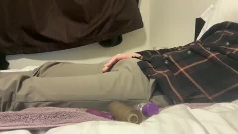 bmclovin_7 online show from March 12, 1:03 am