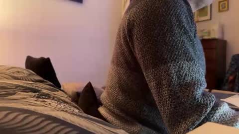 Bri online show from November 28, 8:49 pm