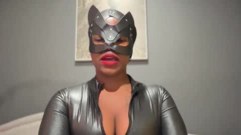       online show from October 14, 7:39 pm