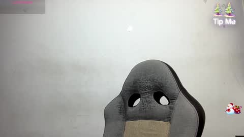 Snapshot of bob_pettersonn chatting on December 14, 12:55 am Bob  INDEPENDENT MODEL online show from December 14, 12:55 am