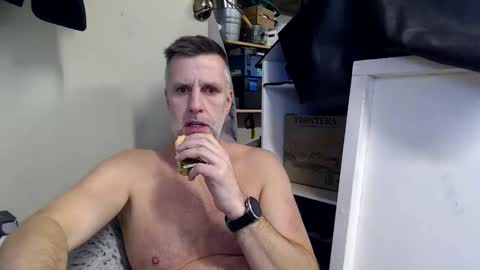 Snapshot of bobberman78 chatting on September 20, 8:28 am Dan online show from September 20, 8:28 am