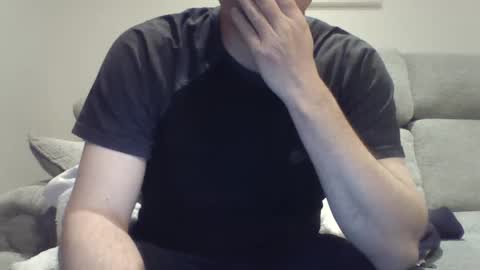 Snapshot of bobby_113 chatting on January 6, 1:31 am bobby_113 online show from January 6, 1:31 am