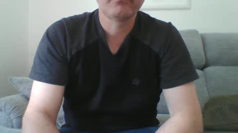 Snapshot of bobby_113 chatting on March 3, 12:39 pm bobby_113 online show from March 3, 12:39 pm