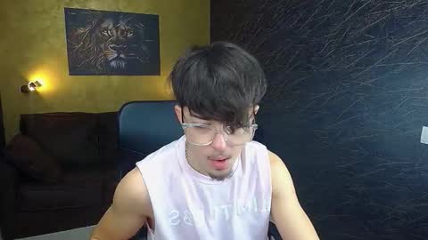 BodhiHayes online show from February 18, 8:47 am