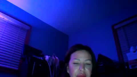 Snapshot of bodicas chatting on September 25, 2:51 am milf online show from September 25, 2:51 am
