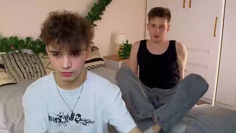 ALEXPVT IS OPEN online show from December 1, 1:42 pm