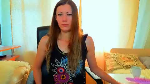 Mia online show from June 8, 12:49 am