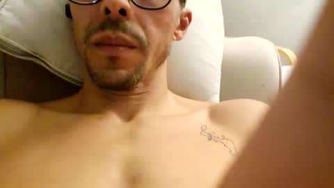 bomale89 online show from September 22, 9:30 pm