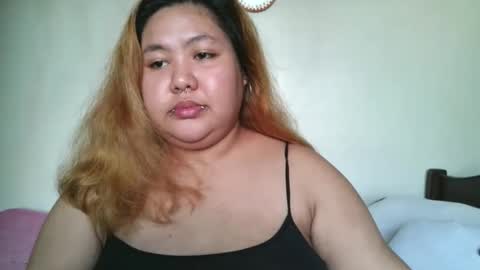 Snapshot of bombastic_darla chatting on October 27, 6:13 am bombastic_darla online show from October 27, 6:13 am