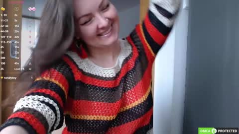 Snapshot of bon_appetits69 chatting on February 18, 11:33 am Luthien online show from February 18, 11:33 am