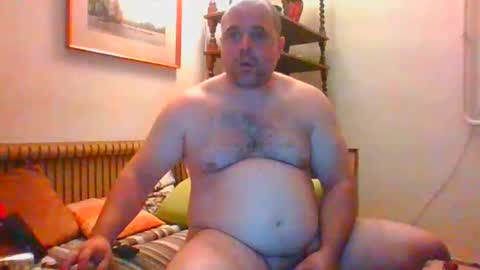 borntosuck online show from December 8, 2:46 am