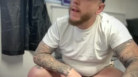 boner4you1994 online show from October 30, 11:49 pm