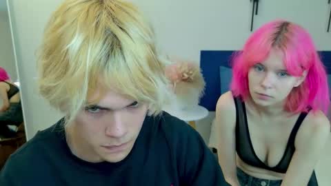 Snapshot of bonnie_and_c1yde chatting on October 12, 5:15 pm Jessy Mark online show from October 12, 5:15 pm