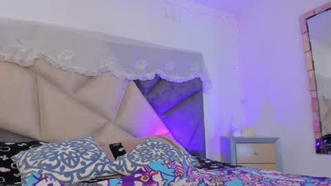   online show from June 11, 12:32 am