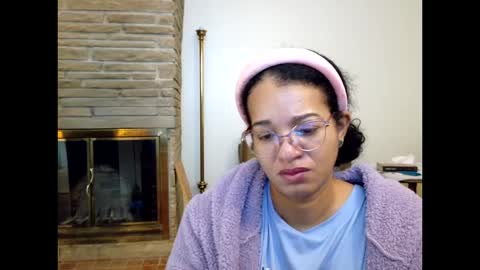 Queen Bon Vivantt online show from October 15, 1:34 pm