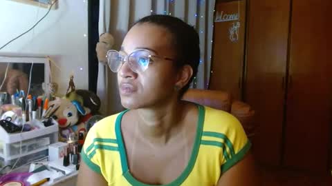 Queen Bon Vivantt online show from February 19, 10:42 pm