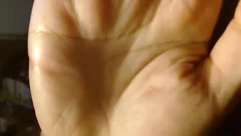 Queen Bon Vivantt online show from February 23, 5:34 am