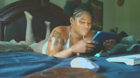 boooohoooobaby online show from March 16, 3:49 pm