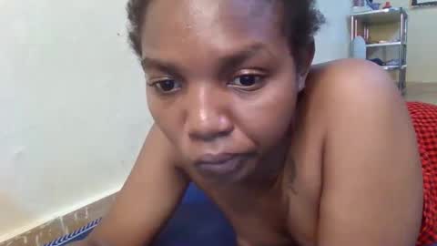 bootie_caramel online show from November 9, 8:18 am