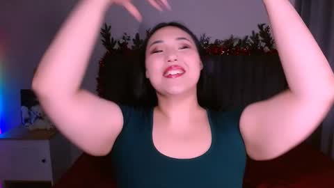 Snapshot of bootylecious_ chatting on December 28, 4:20 pm Mona online show from December 28, 4:20 pm