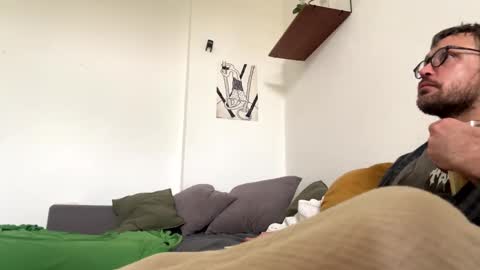 BoYYYOOO online show from September 17, 11:57 am