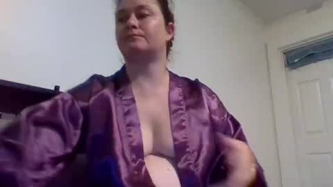 bossy_b1018 online show from November 20, 4:33 am